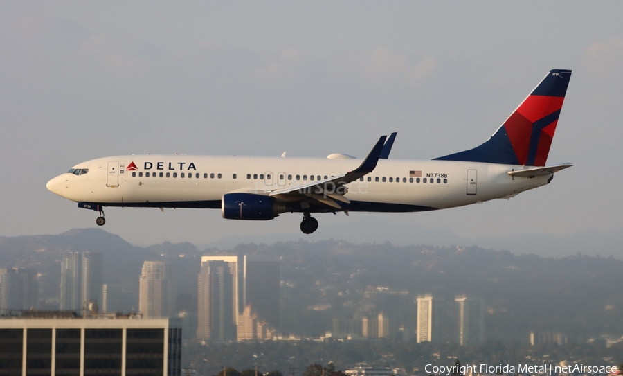 Delta Air Lines Boeing 737-832 (N3738B) | Photo 677741