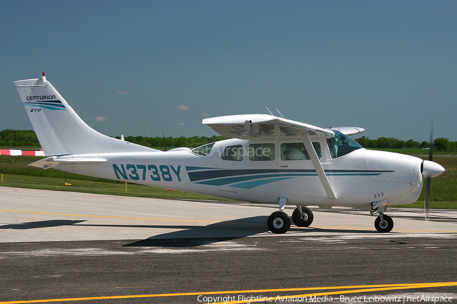 (Private) Cessna 210D Centurion (N3738Y) | Photo 160848