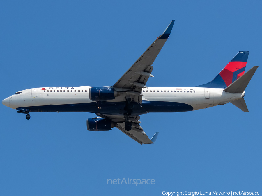 Delta Air Lines Boeing 737-832 (N373DA) | Photo 284965