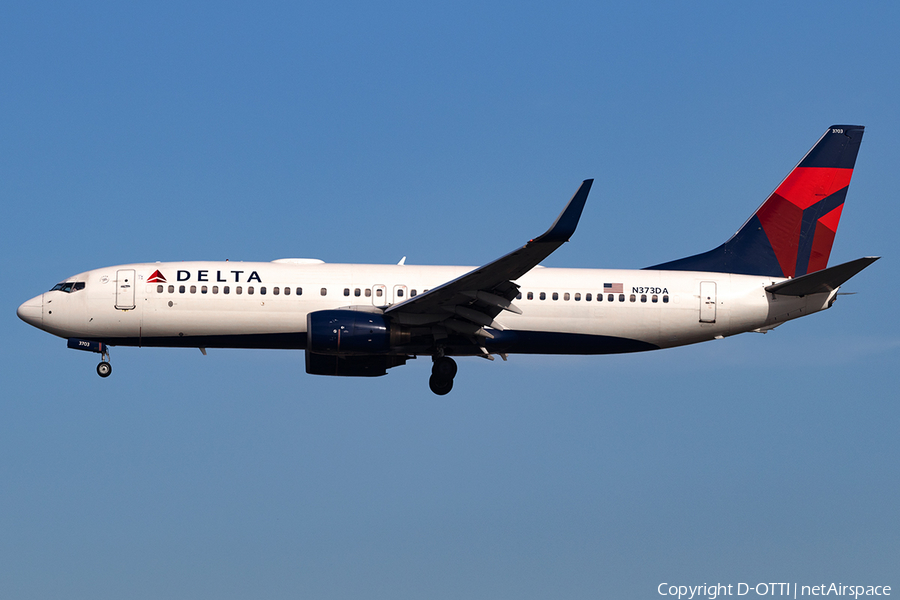 Delta Air Lines Boeing 737-832 (N373DA) | Photo 142969
