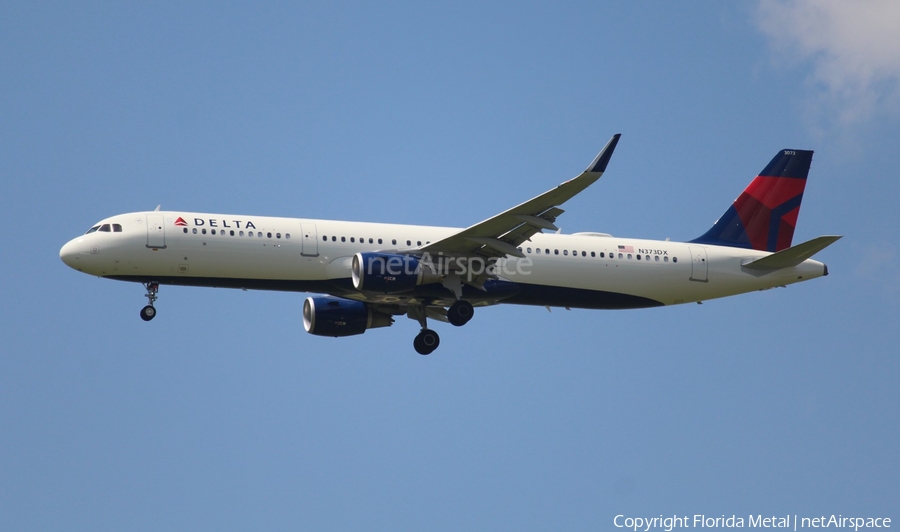 Delta Air Lines Airbus A321-211 (N373DX) | Photo 350991