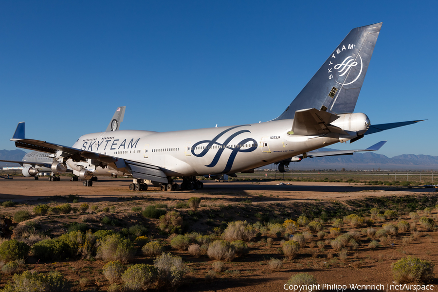Longtail Aviation Boeing 747-409 (N373JX) | Photo 613498