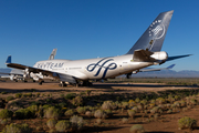 Longtail Aviation Boeing 747-409 (N373JX) at  Victorville - Southern California Logistics, United States