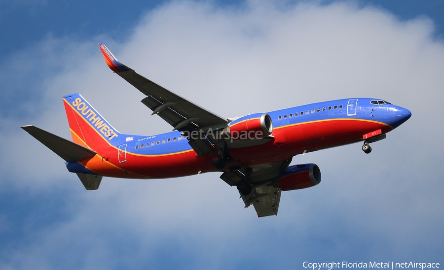 Southwest Airlines Boeing 737-3H4 (N373SW) | Photo 581327