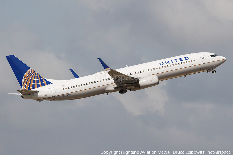 United Airlines Boeing 737-924 (N37409) | Photo 335303