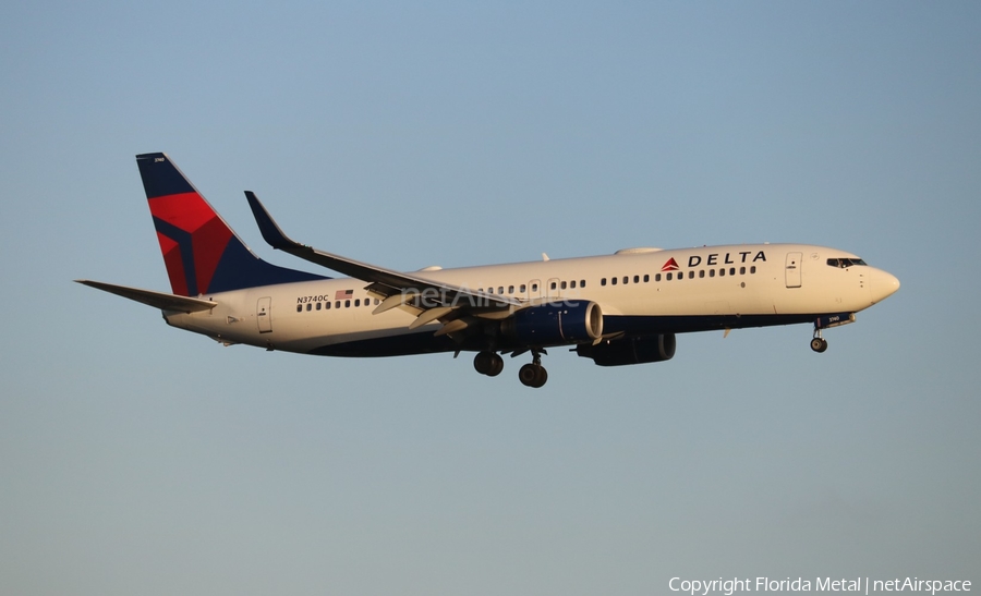 Delta Air Lines Boeing 737-832 (N3740C) | Photo 307472