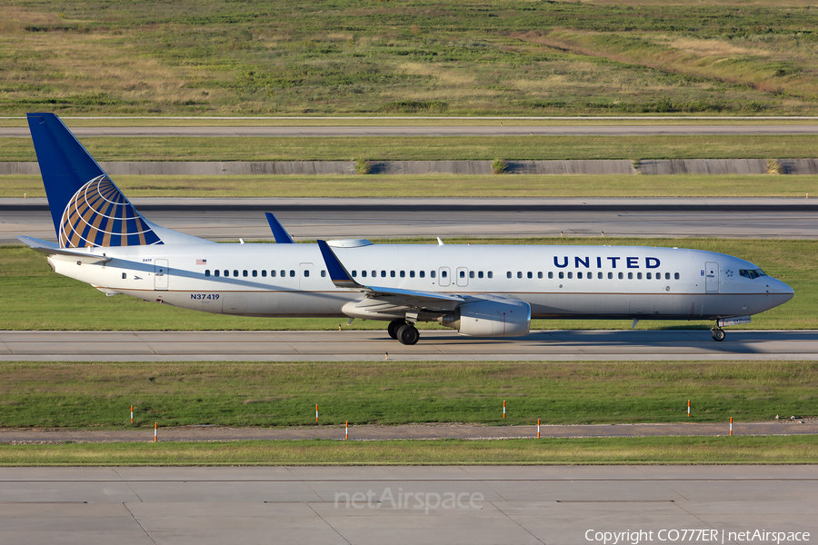 United Airlines Boeing 737-924(ER) (N37419) | Photo 289763