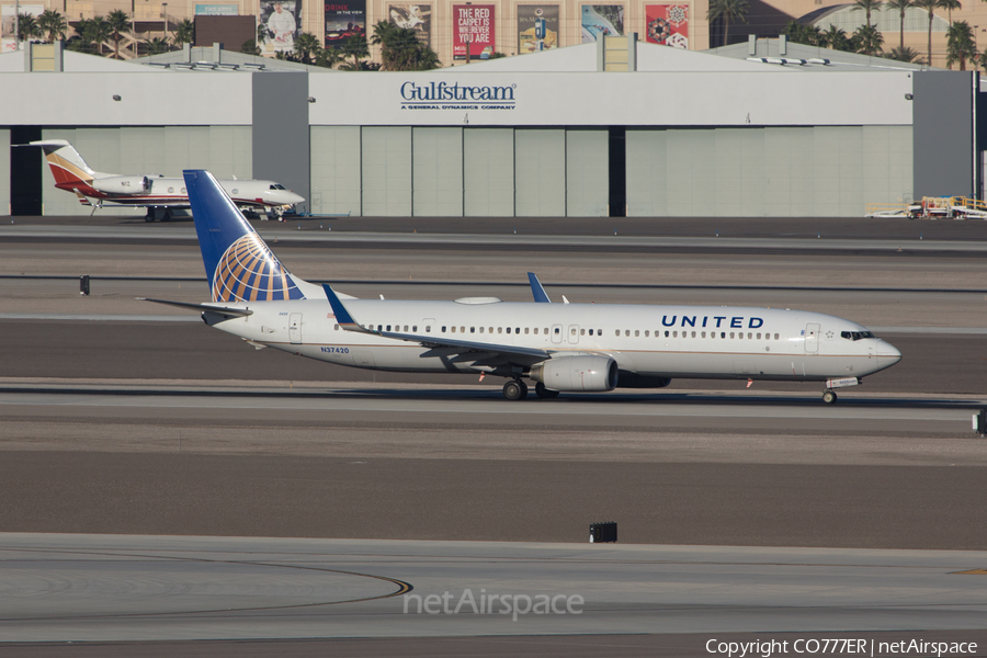 United Airlines Boeing 737-924(ER) (N37420) | Photo 79150