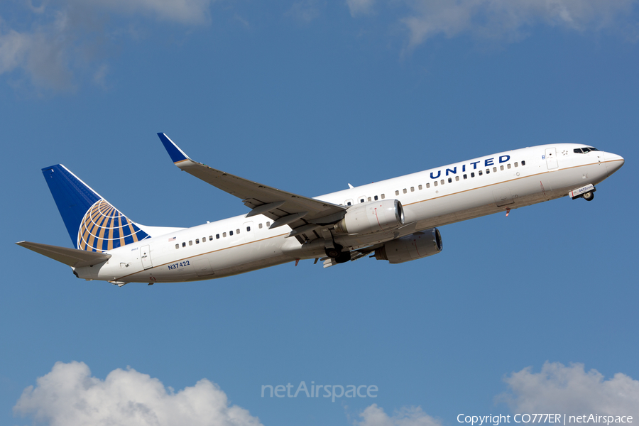 United Airlines Boeing 737-924(ER) (N37422) | Photo 58664