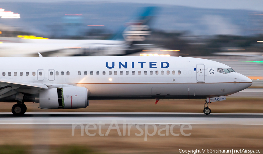 United Airlines Boeing 737-924(ER) (N37422) | Photo 108407