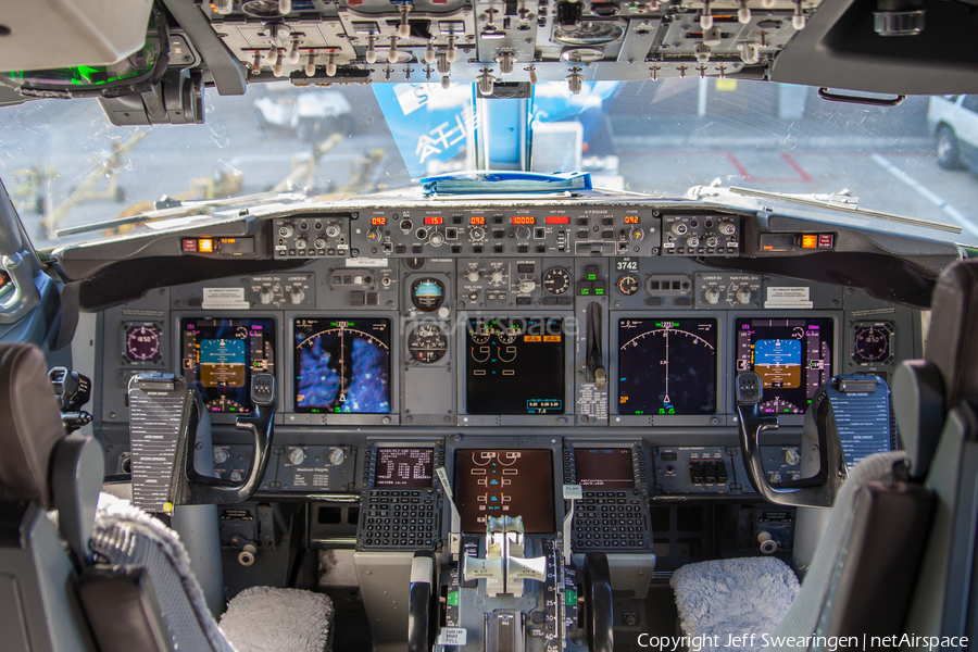 Delta Air Lines Boeing 737-832 (N3742C) | Photo 38074