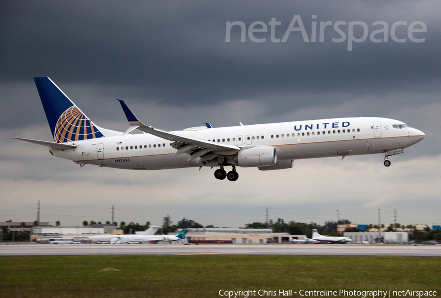 United Airlines Boeing 737-924(ER) (N37456) | Photo 239054