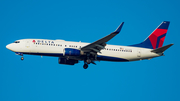 Delta Air Lines Boeing 737-832 (N3745B) at  New York - John F. Kennedy International, United States
