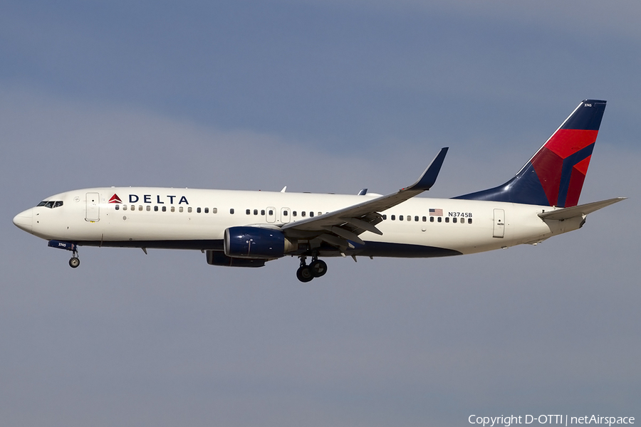 Delta Air Lines Boeing 737-832 (N3745B) | Photo 465324