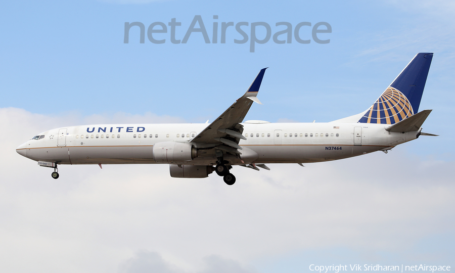 United Airlines Boeing 737-924(ER) (N37464) | Photo 283819