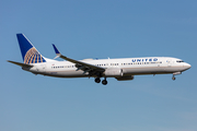 United Airlines Boeing 737-924(ER) (N37465) at  Dallas/Ft. Worth - International, United States