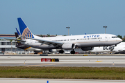 United Airlines Boeing 737-924(ER) (N37465) at  Ft. Lauderdale - International, United States