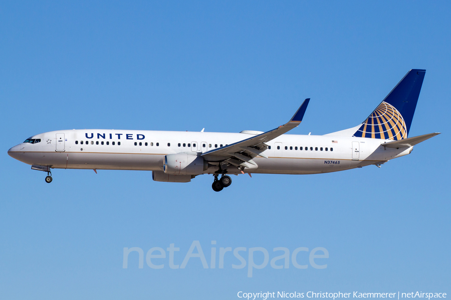 United Airlines Boeing 737-924(ER) (N37465) | Photo 127219