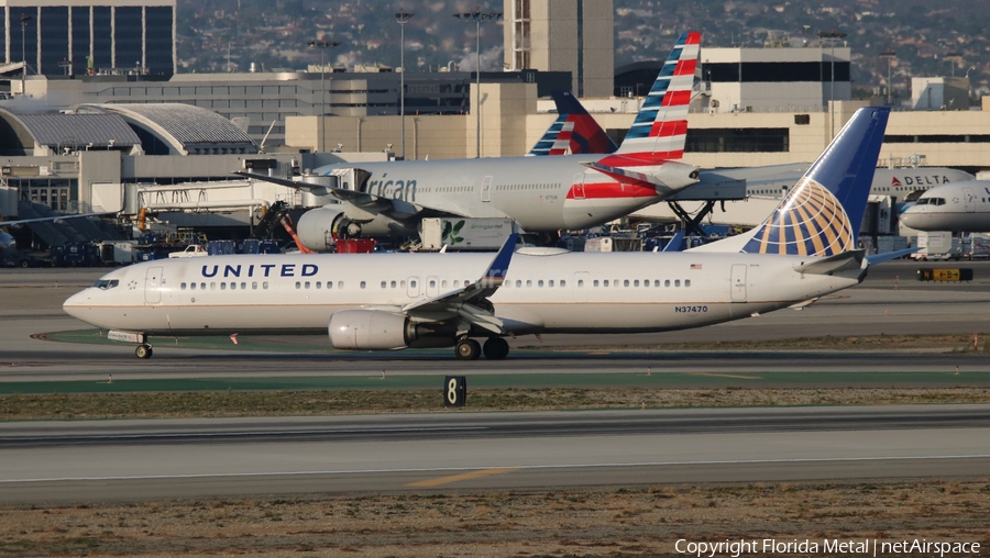 United Airlines Boeing 737-924(ER) (N37470) | Photo 380966