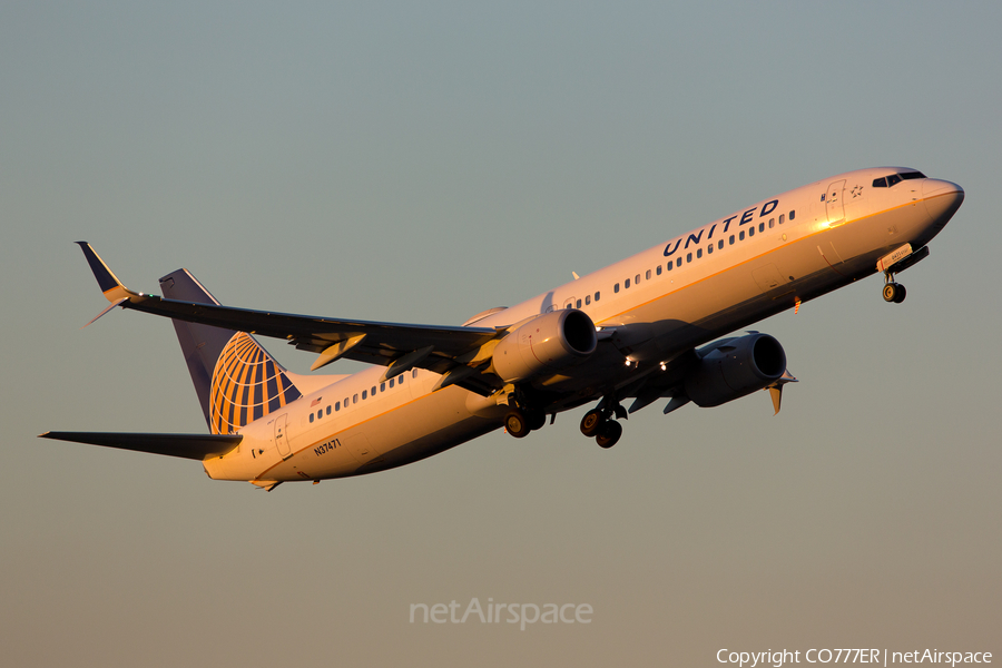 United Airlines Boeing 737-924(ER) (N37471) | Photo 153252