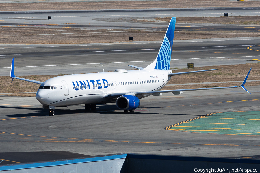 United Airlines Boeing 737-924(ER) (N37474) | Photo 651445