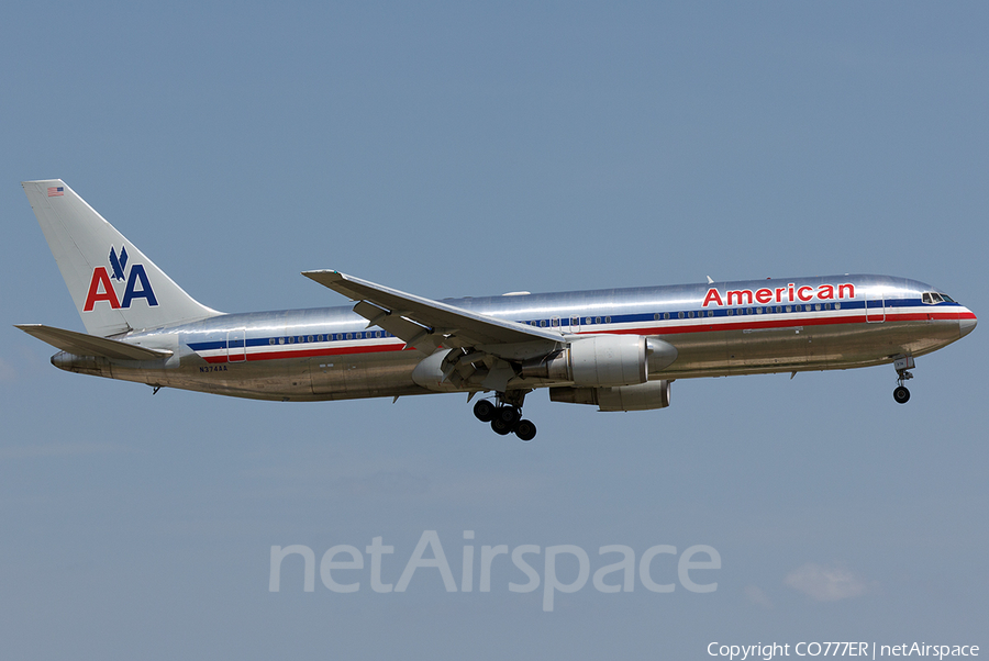 American Airlines Boeing 767-323(ER) (N374AA) | Photo 5883