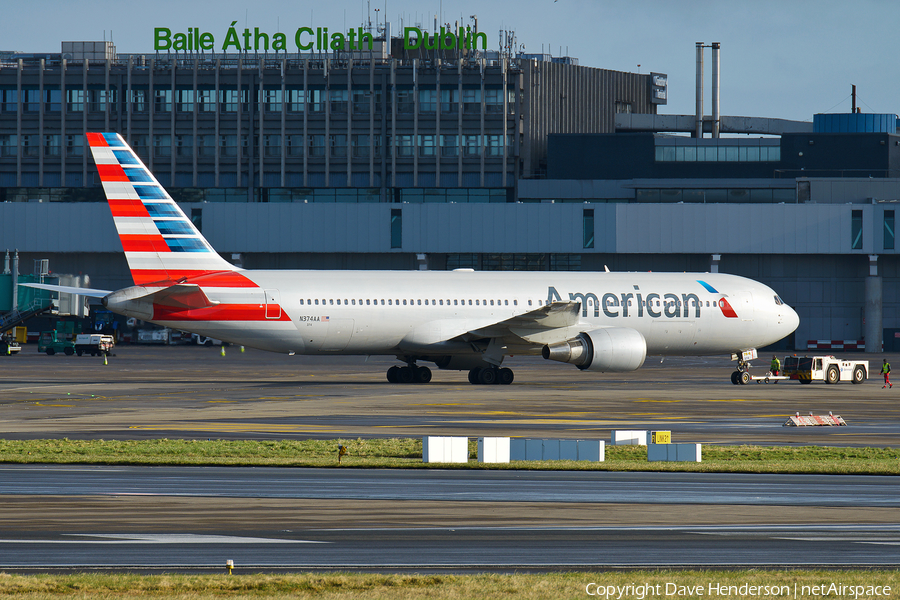 American Airlines Boeing 767-323(ER) (N374AA) | Photo 42491
