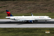 Delta Air Lines Airbus A321-211 (N374DX) at  Cancun - International, Mexico