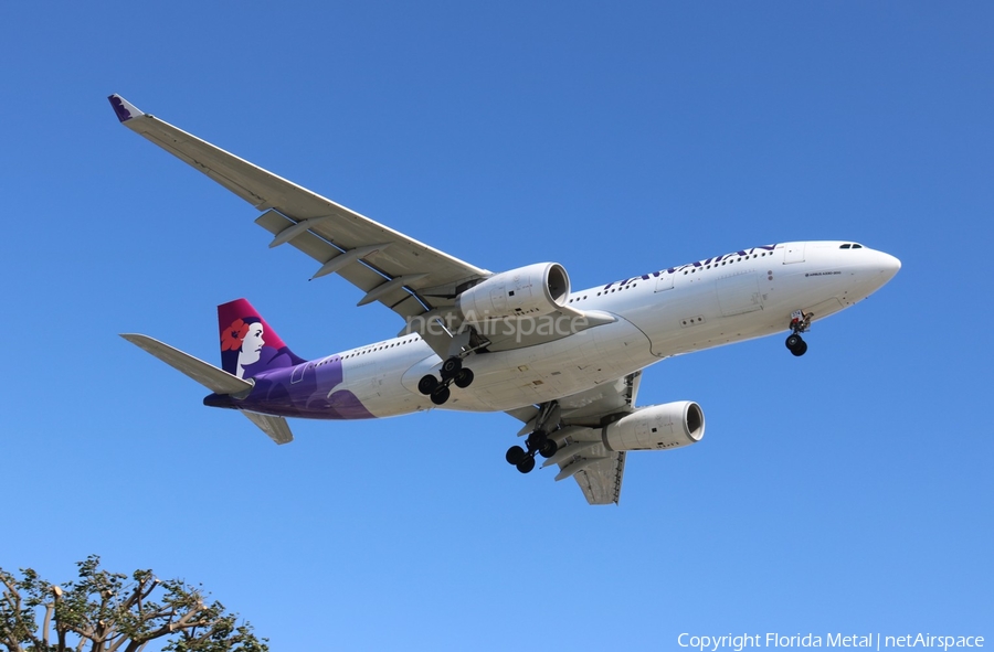 Hawaiian Airlines Airbus A330-243 (N374HA) | Photo 303366
