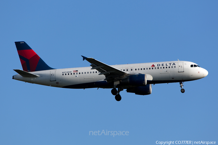 Delta Air Lines Airbus A320-212 (N374NW) | Photo 139875