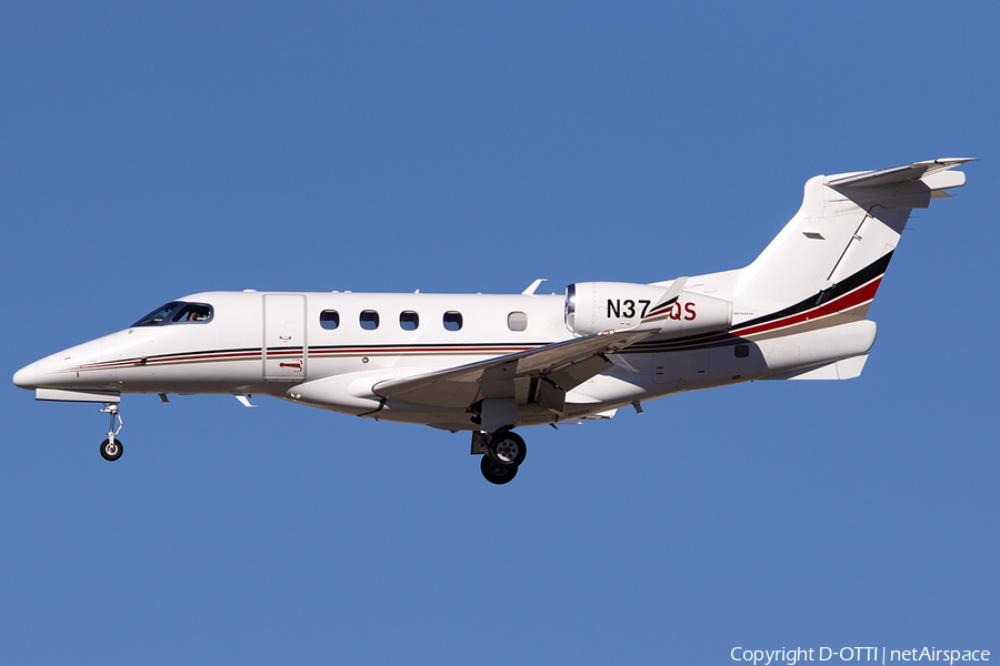 NetJets Embraer EMB-505 Phenom 300 (N374QS) | Photo 553243