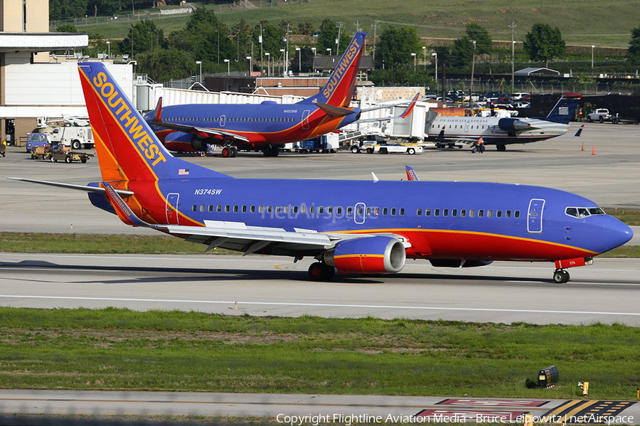 Southwest Airlines Boeing 737-3H4 (N374SW) | Photo 85613