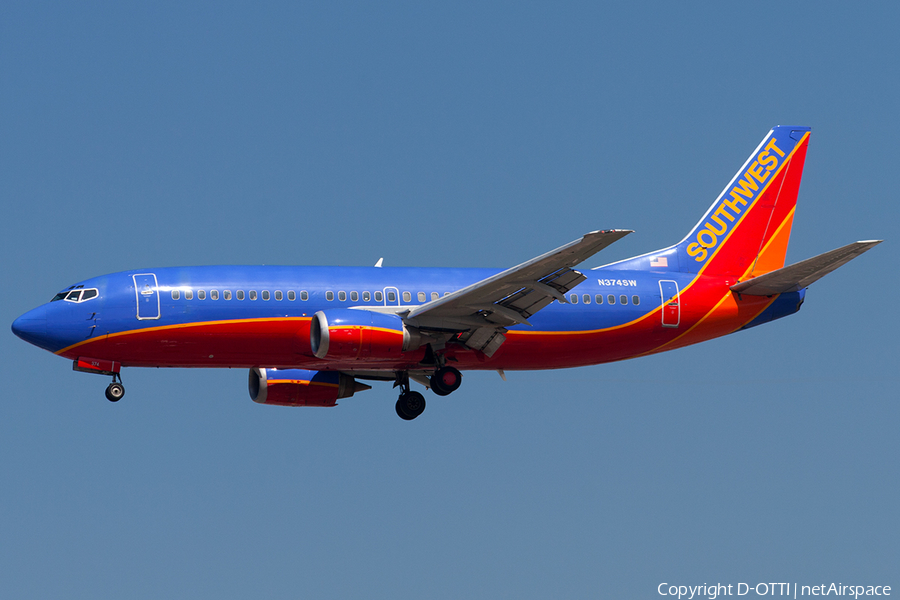 Southwest Airlines Boeing 737-3H4 (N374SW) | Photo 183234