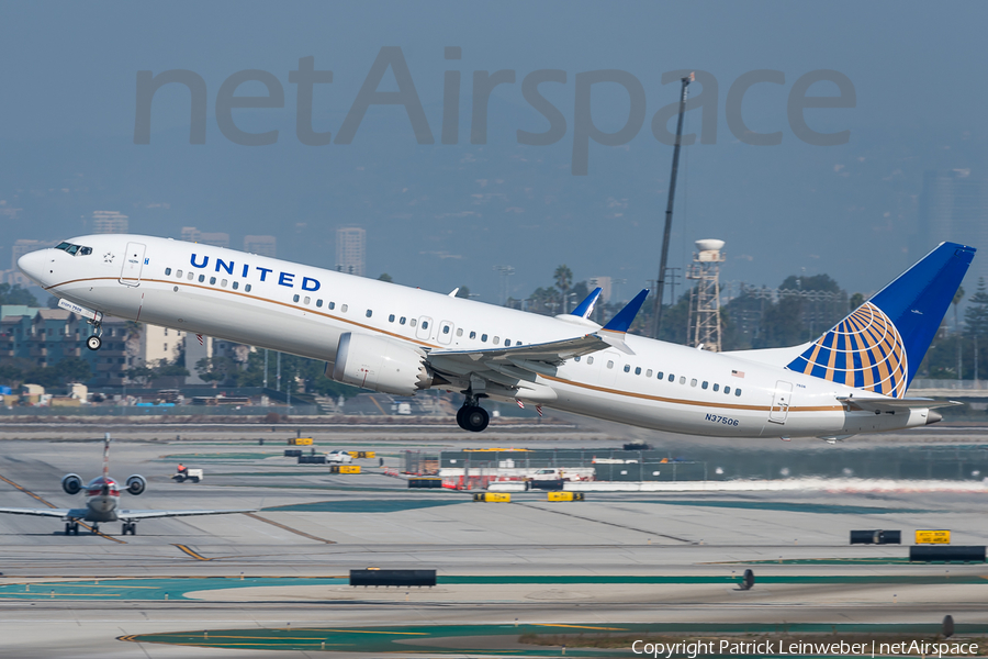 United Airlines Boeing 737-9 MAX (N37506) | Photo 275226