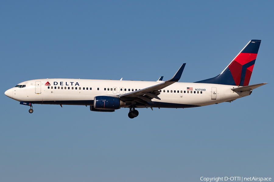 Delta Air Lines Boeing 737-832 (N3750D) | Photo 139126