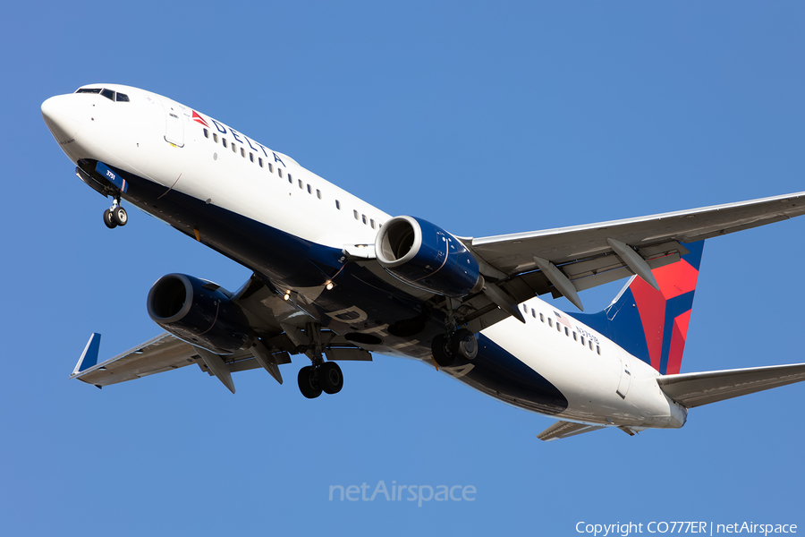 Delta Air Lines Boeing 737-832 (N3751B) | Photo 506060