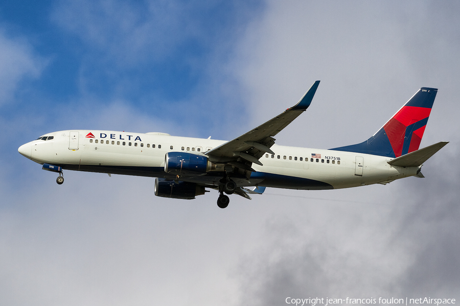 Delta Air Lines Boeing 737-832 (N3751B) | Photo 269498