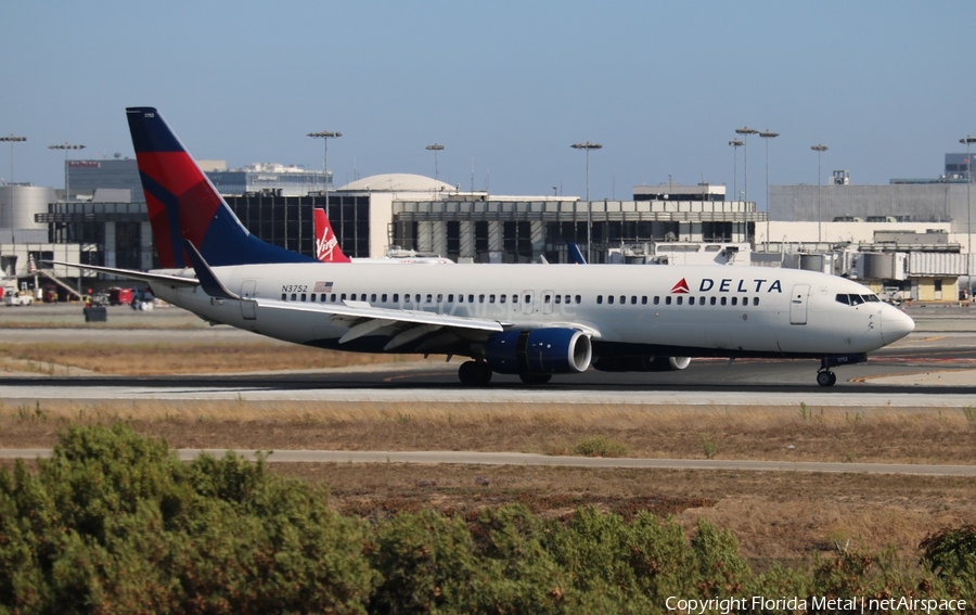 Delta Air Lines Boeing 737-8H4 (N3752) | Photo 332558