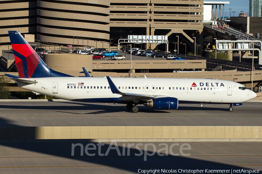 Delta Air Lines Boeing 737-8H4 (N3752) | Photo 123998