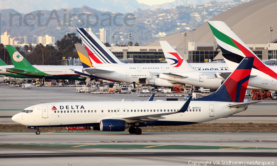 Delta Air Lines Boeing 737-832 (N3753) | Photo 96837