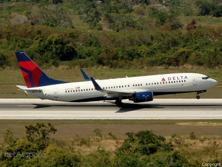 Delta Air Lines Boeing 737-832 (N3757D) | Photo 21103