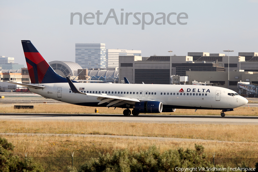 Delta Air Lines Boeing 737-832 (N3759) | Photo 72708