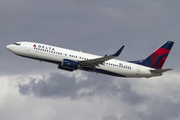 Delta Air Lines Boeing 737-832 (N375DA) at  Los Angeles - International, United States