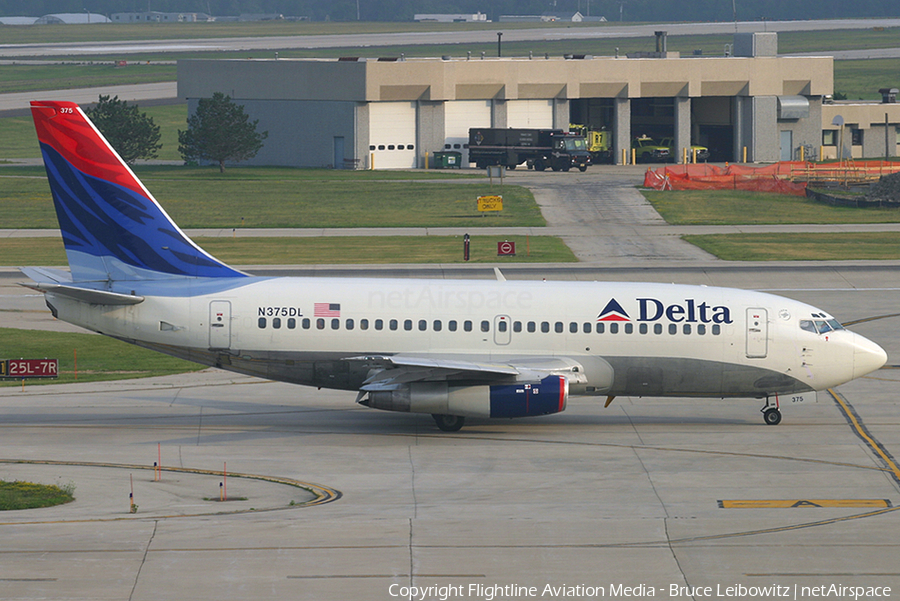 Delta Air Lines Boeing 737-247 (N375DL) | Photo 178281