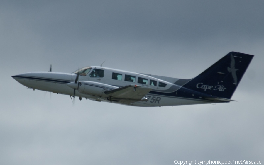 Cape Air Cessna 402C (N375R) | Photo 263814