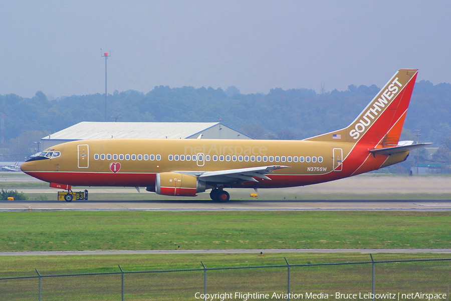 Southwest Airlines Boeing 737-3H4 (N375SW) | Photo 184054