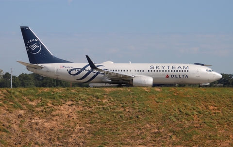 Delta Air Lines Boeing 737-832 (N3761R) at  Atlanta - Hartsfield-Jackson International, United States