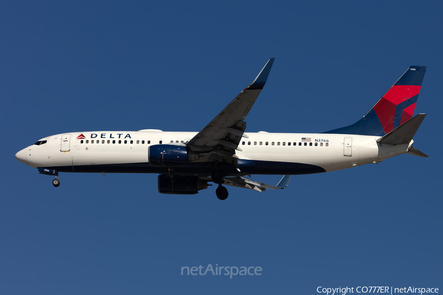 Delta Air Lines Boeing 737-832 (N3766) | Photo 479527