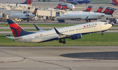 Delta Air Lines Boeing 737-832 (N3769L) at  Atlanta - Hartsfield-Jackson International, United States