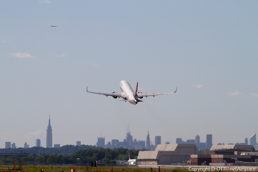 Delta Air Lines Boeing 737-832 (N3769L) | Photo 387249